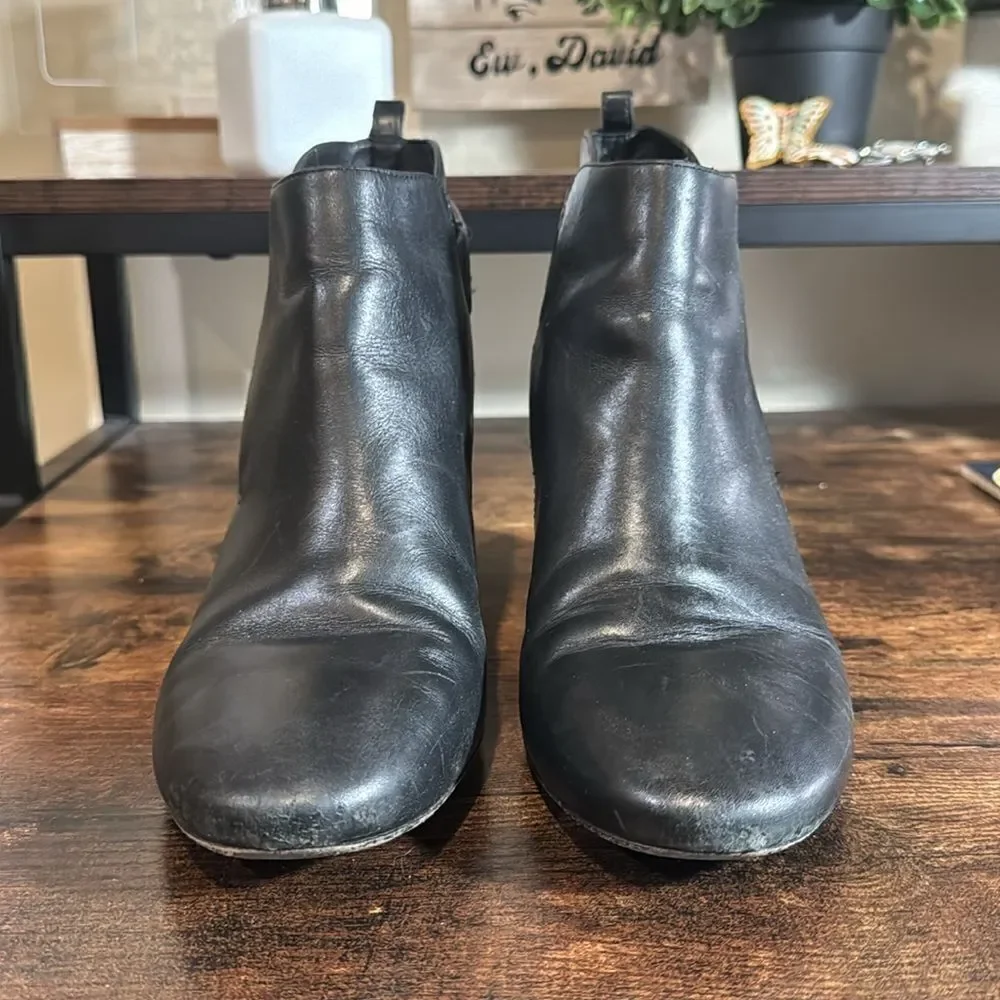 Tory Burch Black‎ heeled booties size 9.5